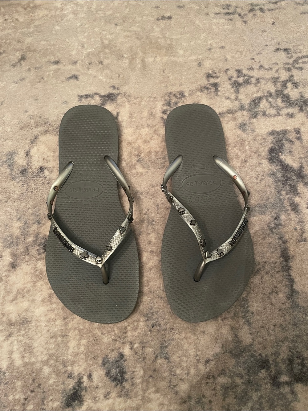 Havaianas Women's Gray Flip Flops with Silver Accent Straps